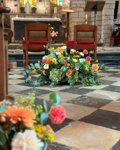 Fleurs et compositions pour une cérémonie de mariage